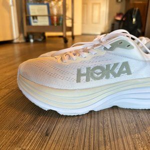 HOKA Bondi 8 white women size 10/men size 8